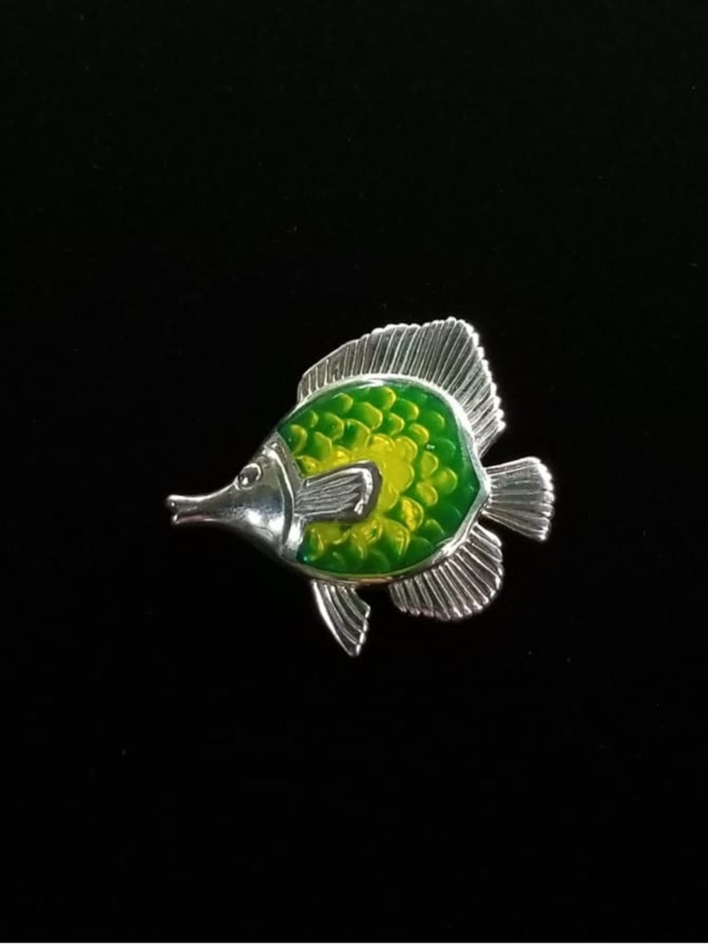 Kabana SS Green Enamel Fish Pendant